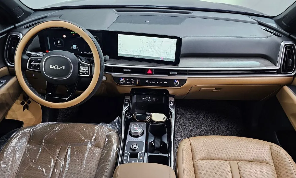 Kia Sorento — фото 8