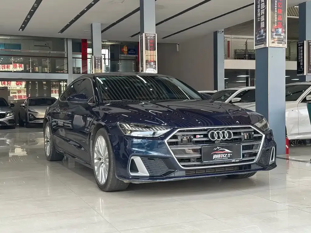 Audi A7L — фото 4