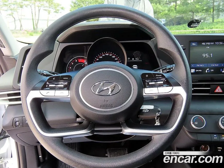 Hyundai AVANTE — фото 6