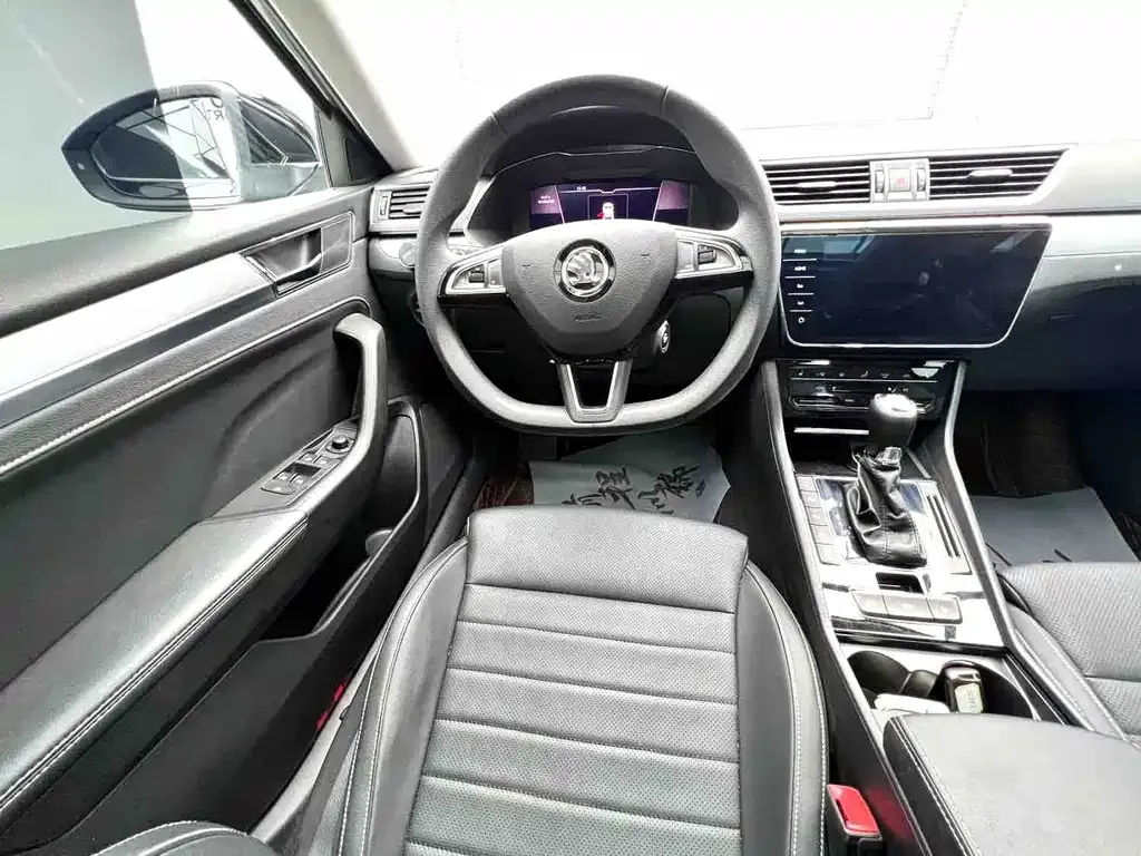 Skoda Superb 2024 из CN, фото 10