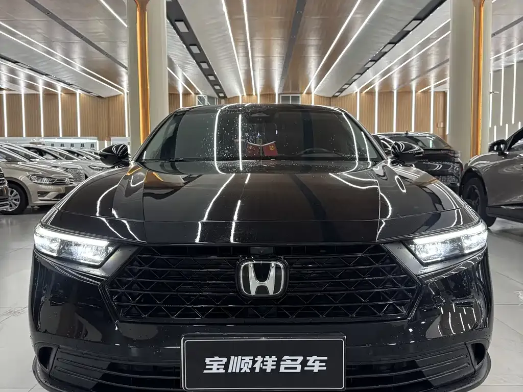 Honda Accord — фото 4