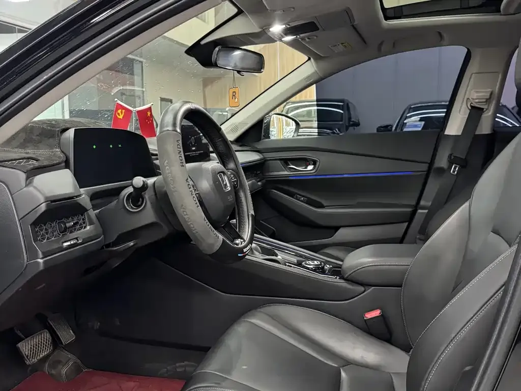 Honda Accord — фото 5