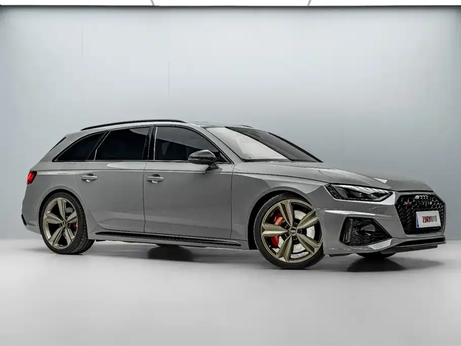 Audi RS 4 — фото 2