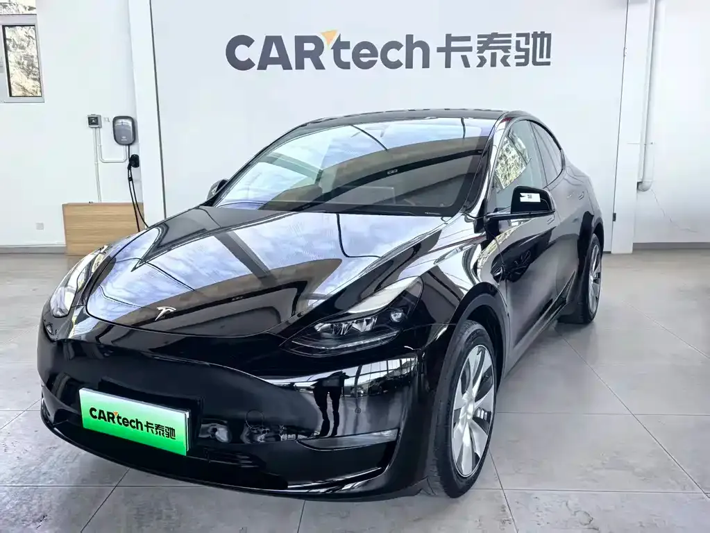 Tesla Model Y 2023 из CN, фото 1
