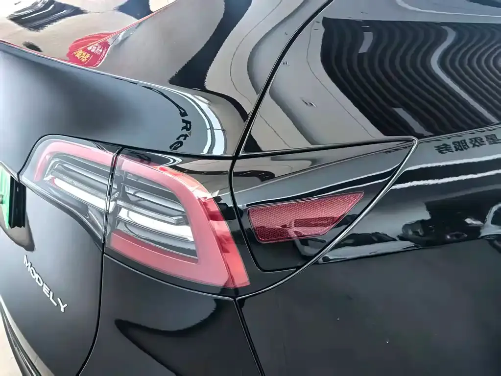 Tesla Model Y 2023 из CN, фото 7