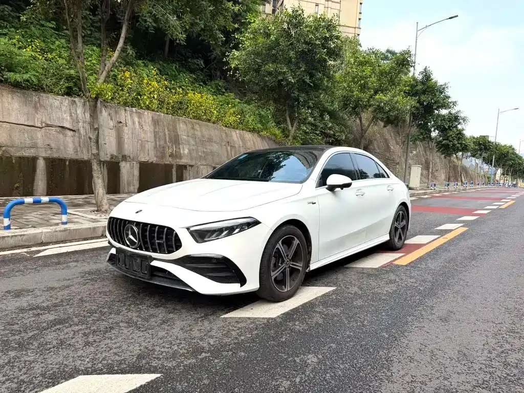 Mercedes-Benz A-Class — фото 1