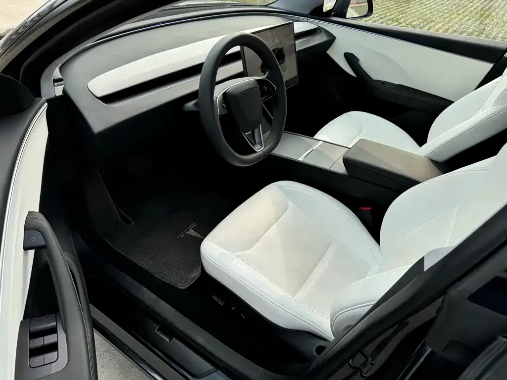 Tesla Model 3 — фото 2