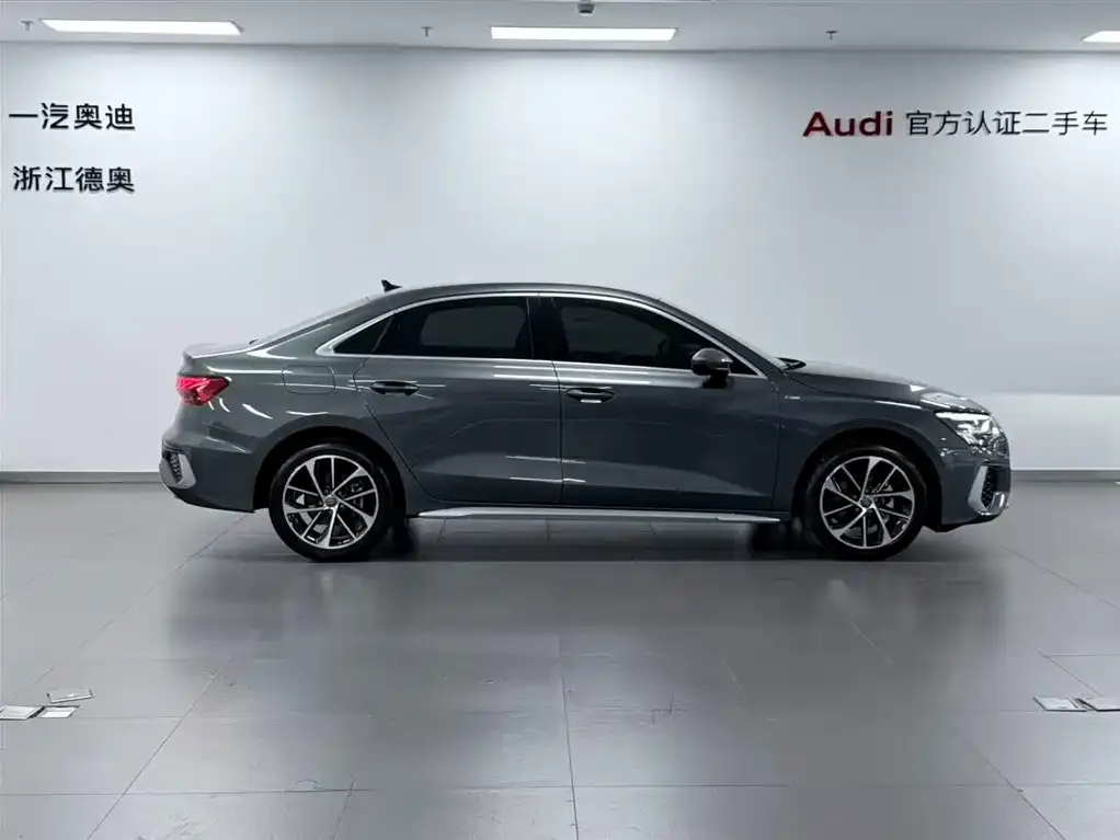 Audi A3 — фото 2