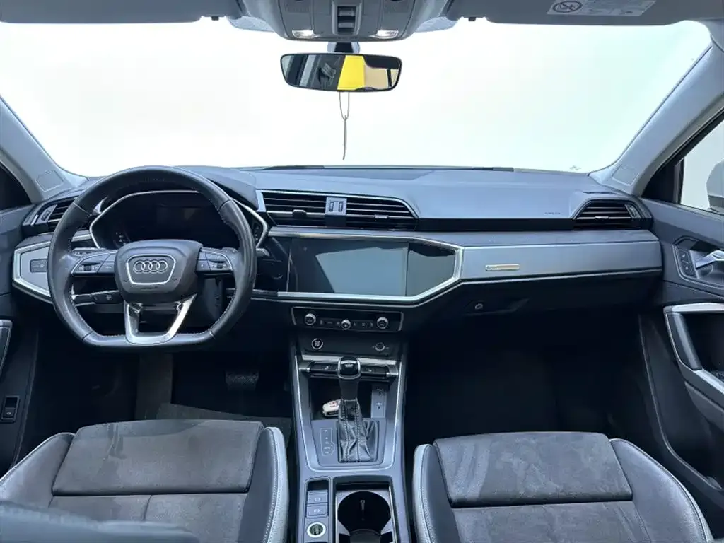 Audi Q3 — фото 9