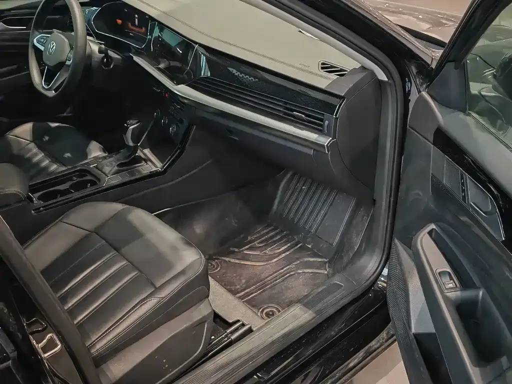 Volkswagen Passat — фото 9