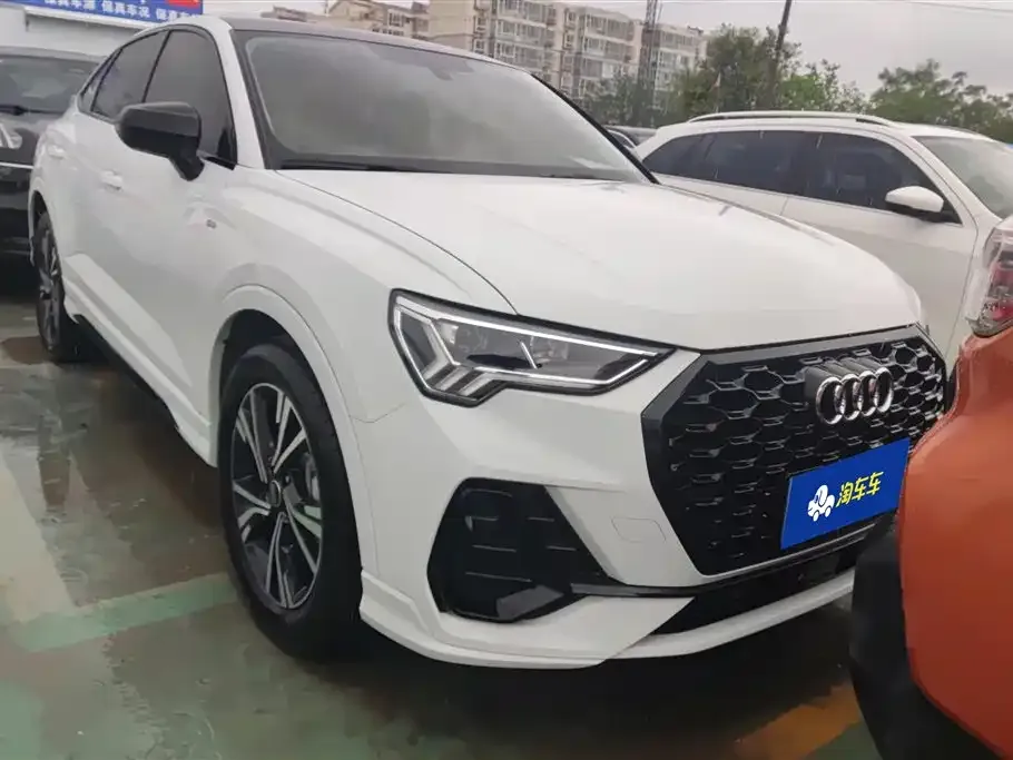 Audi Q3 Sportback — фото 9