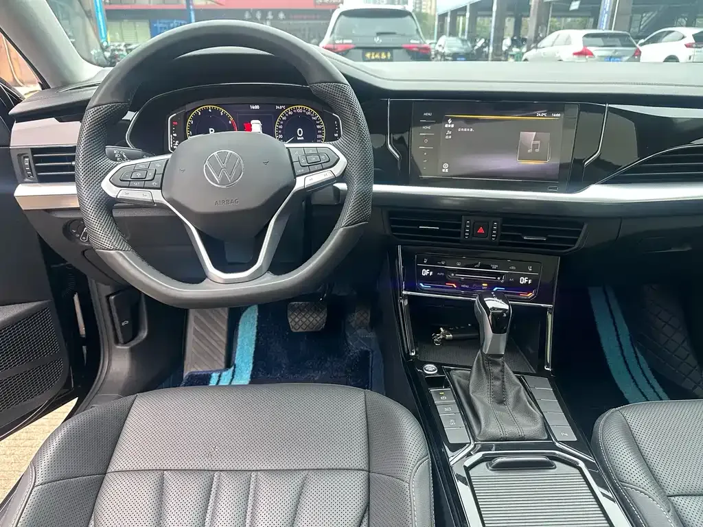 Volkswagen Passat — фото 10