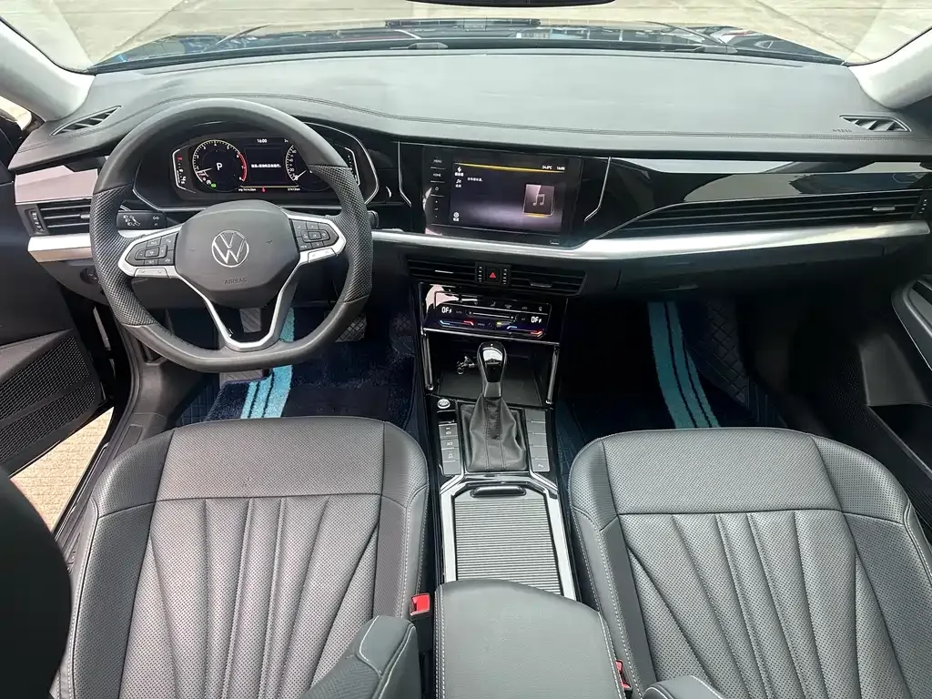 Volkswagen Passat — фото 5