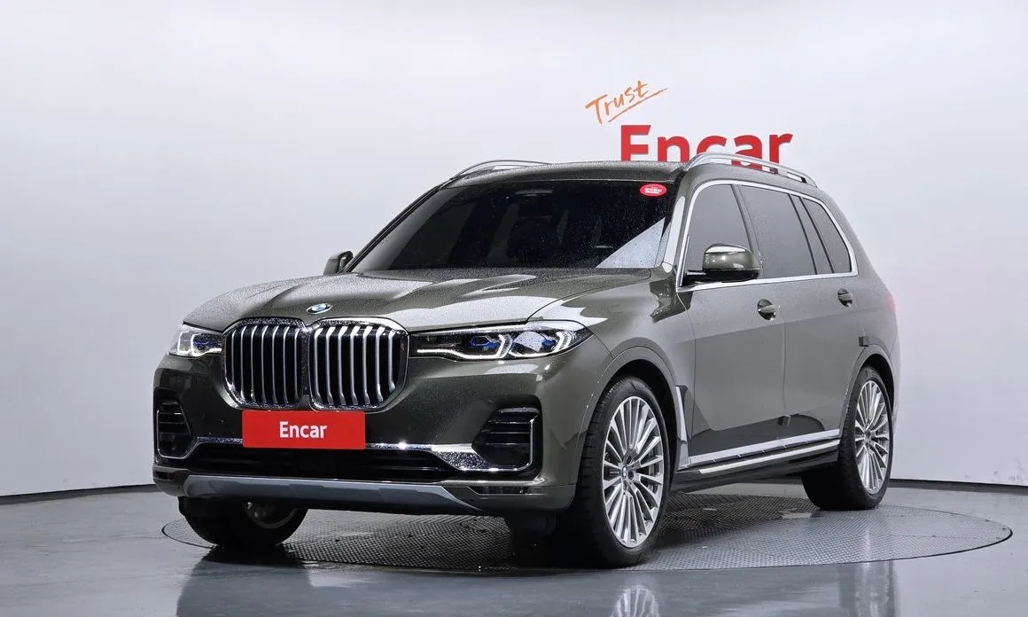 BMW X7 — фото 1