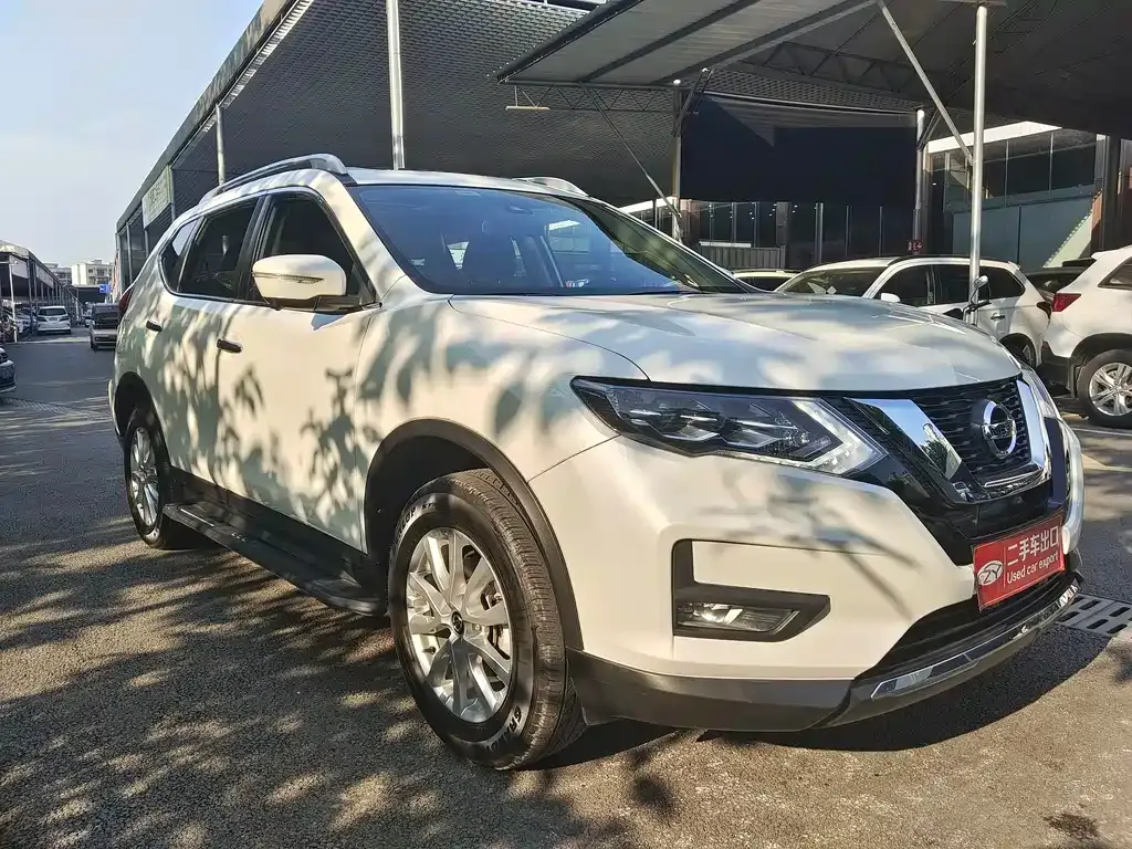 Nissan X-Trail — фото 6