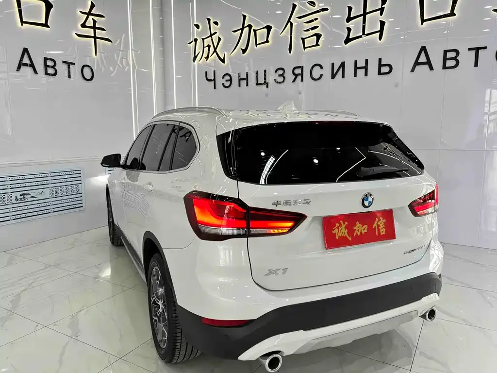 BMW X1 — фото 4