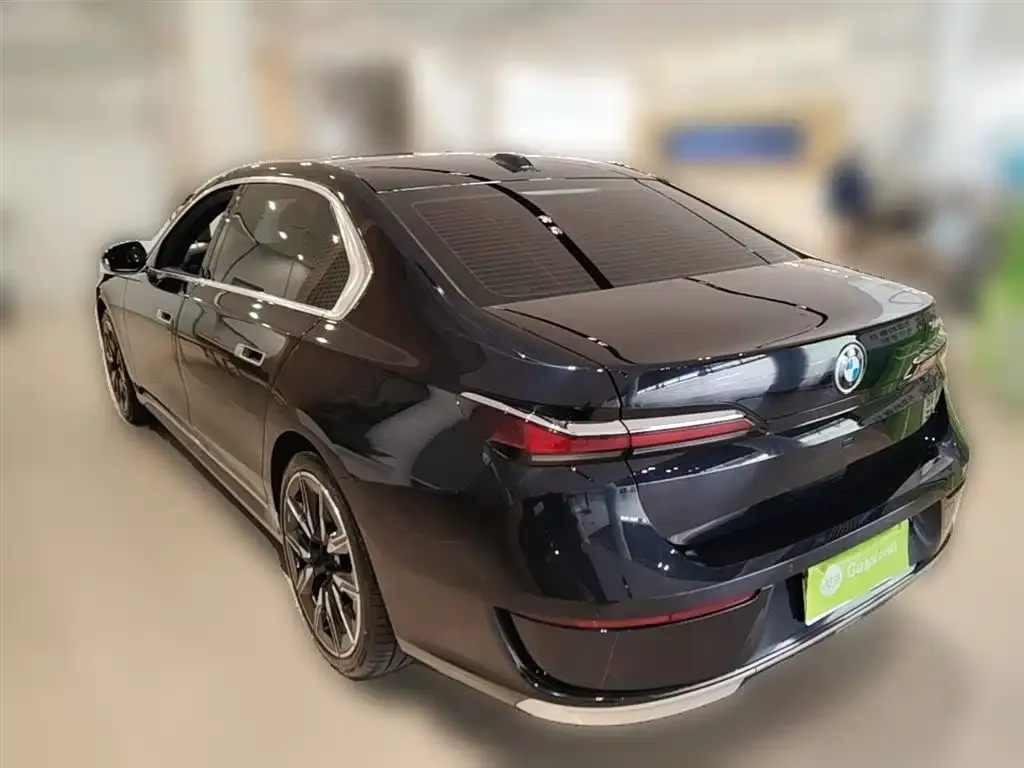 BMW 7 Series 2024 из CN, фото 8