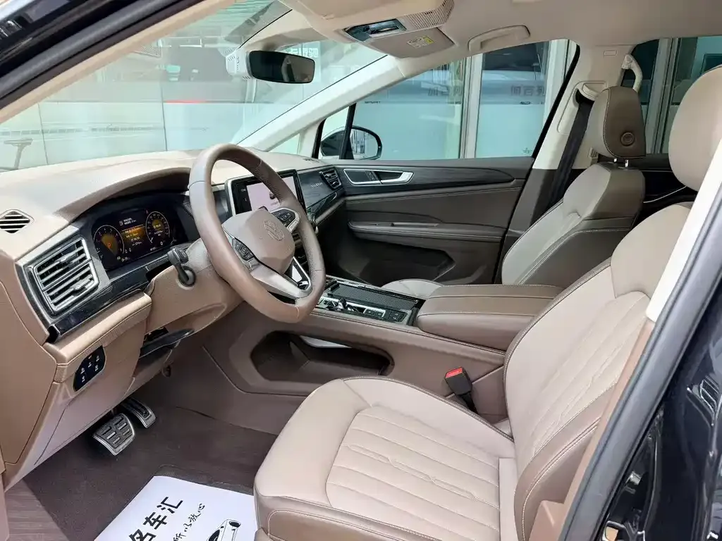 Volkswagen Viloran 2024 из CN, фото 4