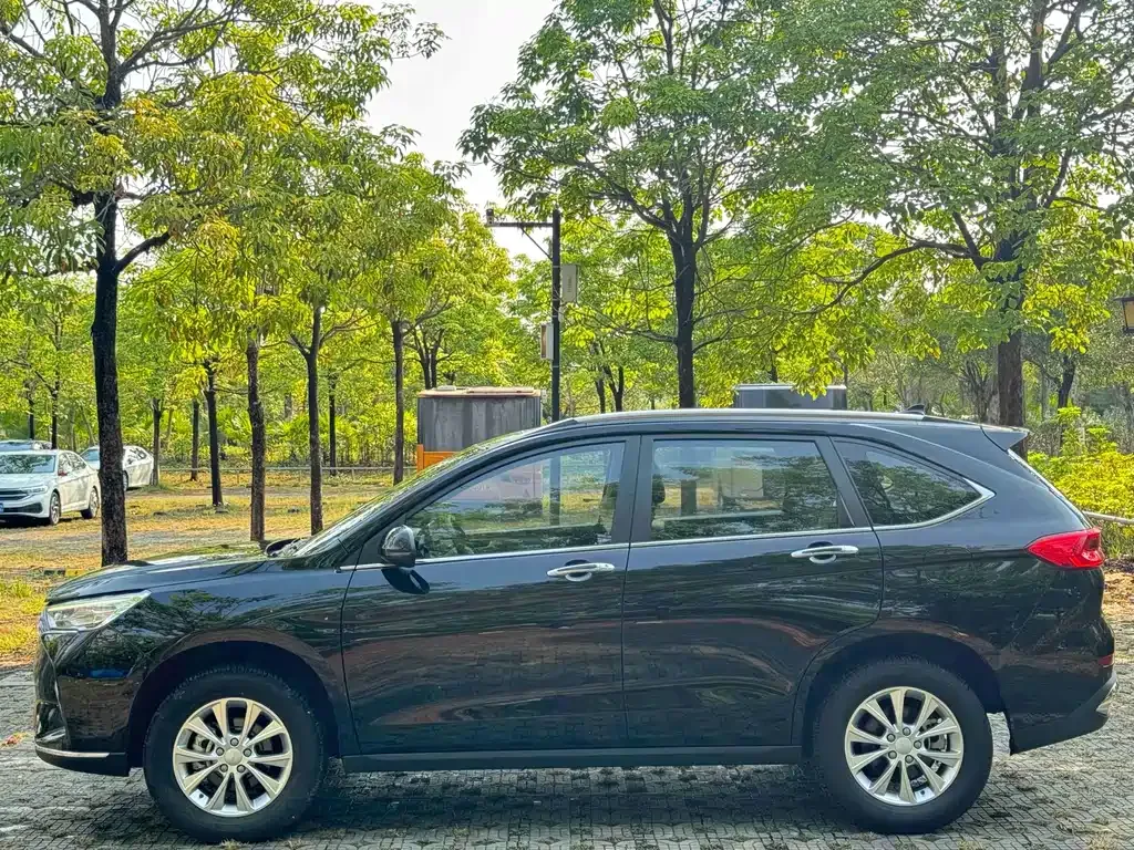 Haval M6 — фото 7