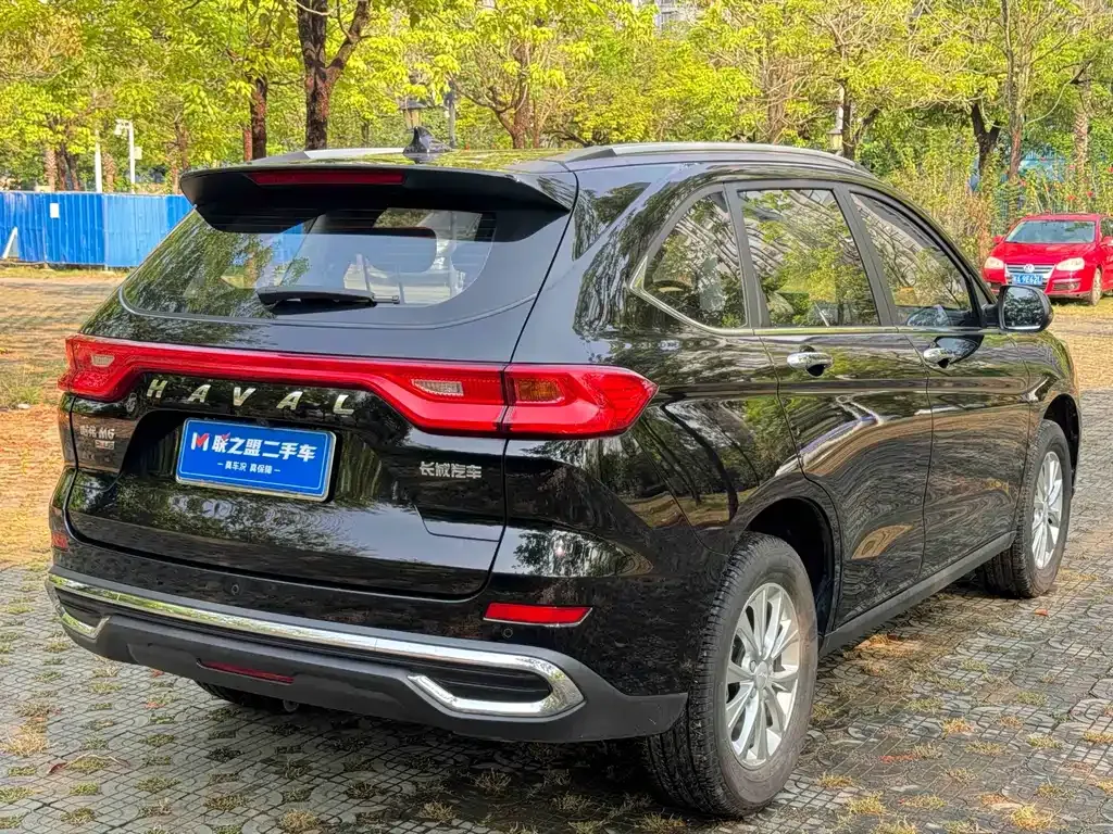 Haval M6 — фото 5