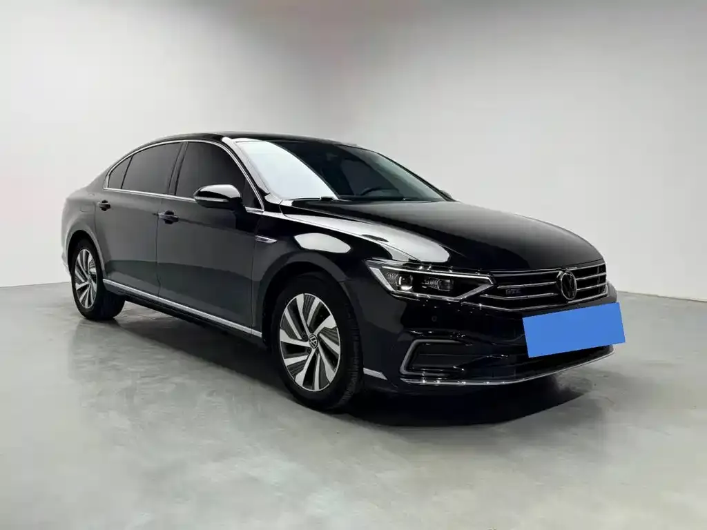 Volkswagen Magotan GTE PHEV 2023 из CN, фото 4