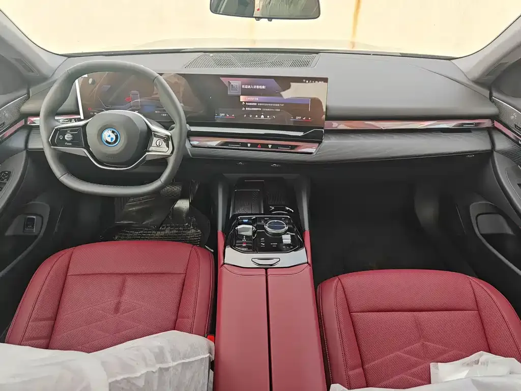 BMW i5 2026 из CN, фото 3