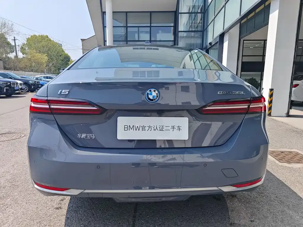 BMW i5 2026 из CN, фото 7