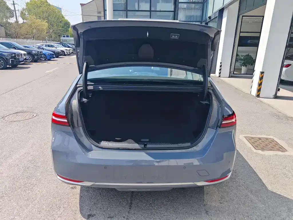 BMW i5 2026 из CN, фото 6
