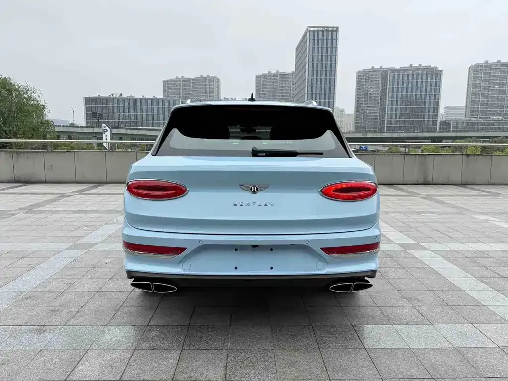 Bentley Bentayga — фото 5