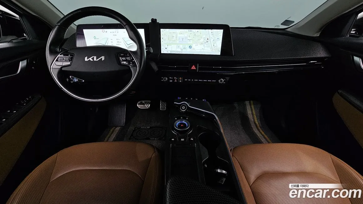 Kia EV6 — фото 8