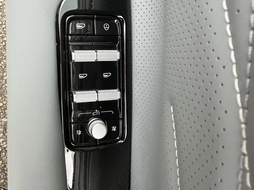 Geely Galaxy E8 2024 из CN, фото 5