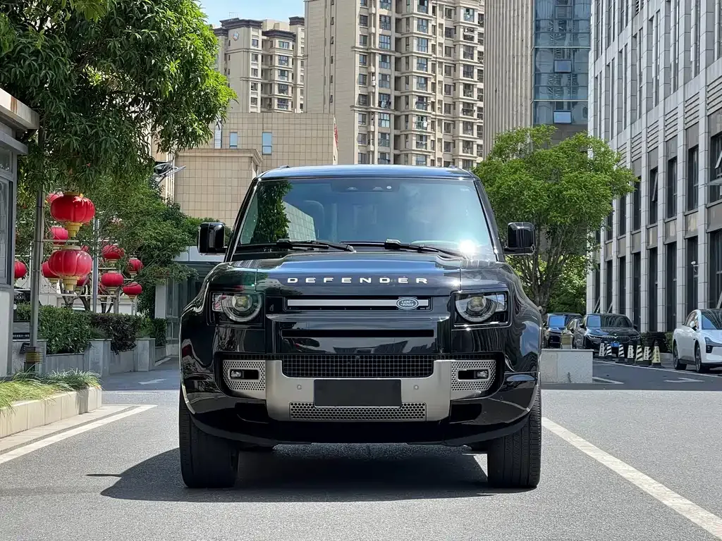 Land Rover Defender — фото 7
