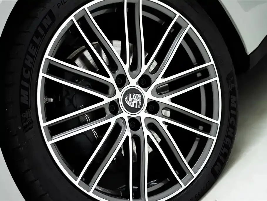 Porsche Panamera 2024 из CN, фото 7