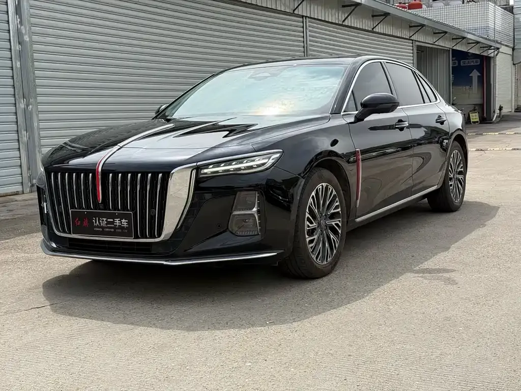 Hongqi H5 — фото 1