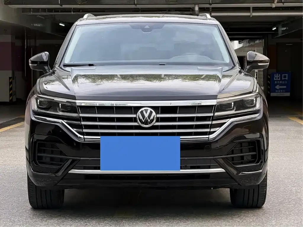 Volkswagen Touareg 2023 из CN, фото 7