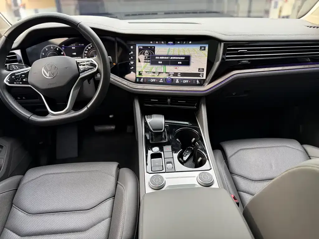 Volkswagen Touareg 2023 из CN, фото 6