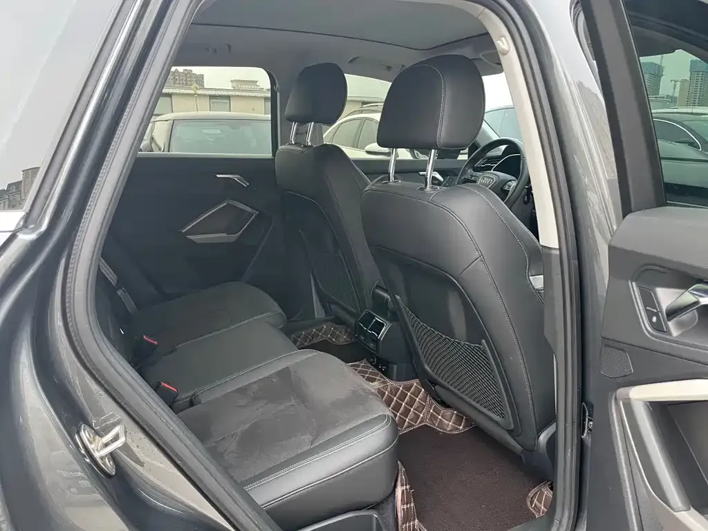 Audi Q3 2022 из CN, фото 2