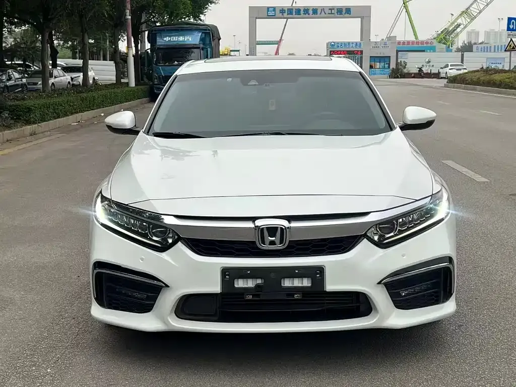 Honda Inspire — фото 2