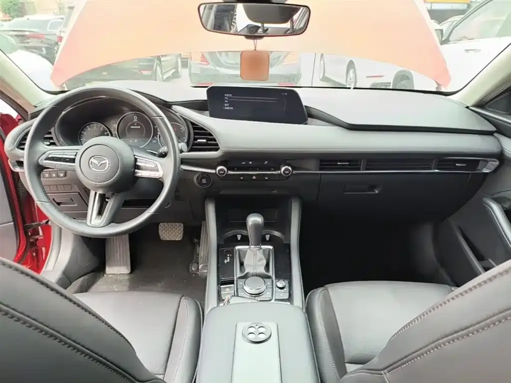 Mazda 3 Axela 2021 из CN, фото 4