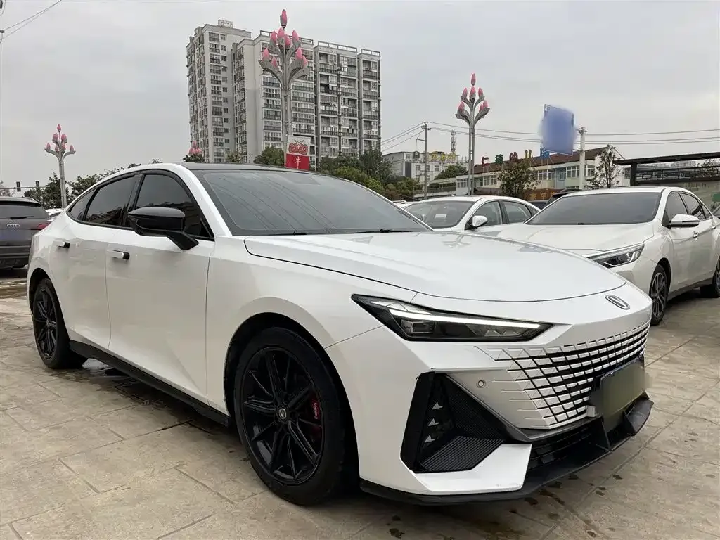 Changan UNI-V 2023 из CN, фото 8