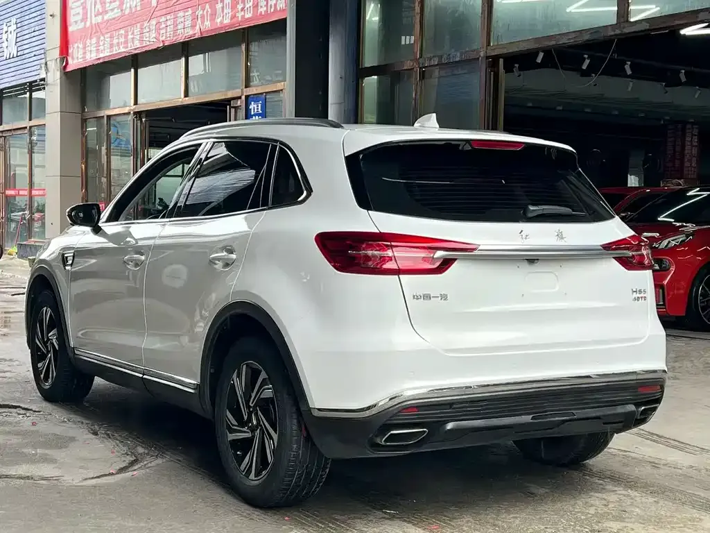Hongqi HS5 — фото 3