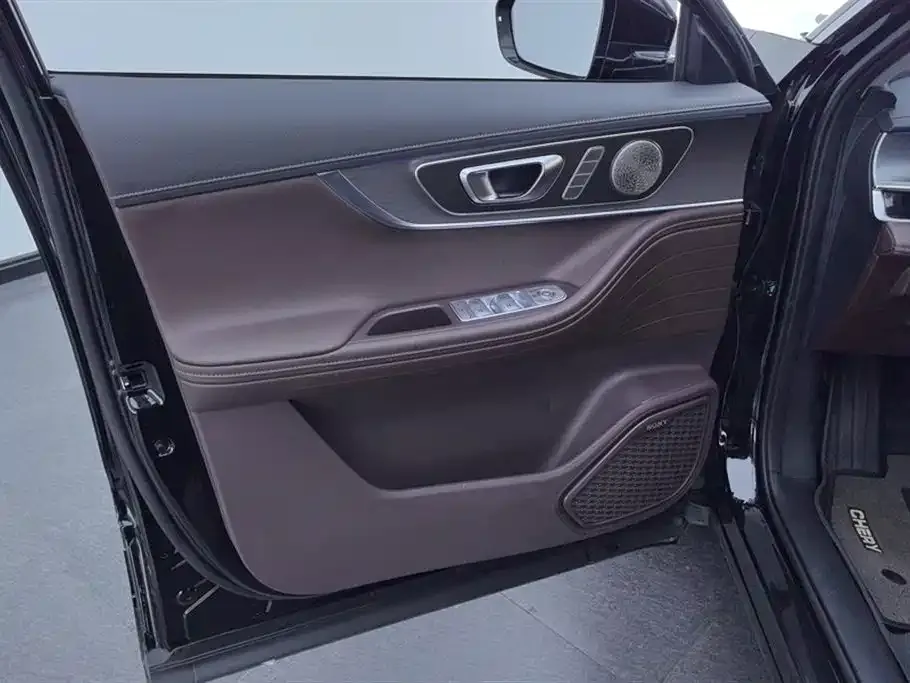 Chery Tiggo 8 PRO — фото 10