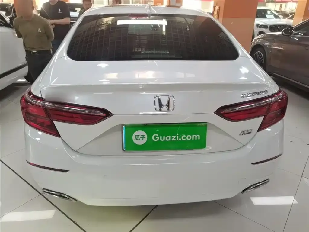 Honda Inspire — фото 10