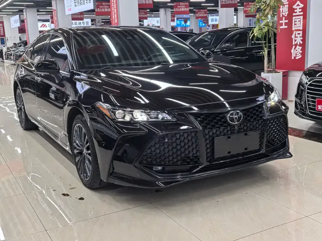 Toyota Avalon — фото 10