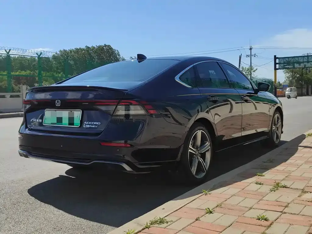 Honda Accord New Energy 2024 из CN, фото 2