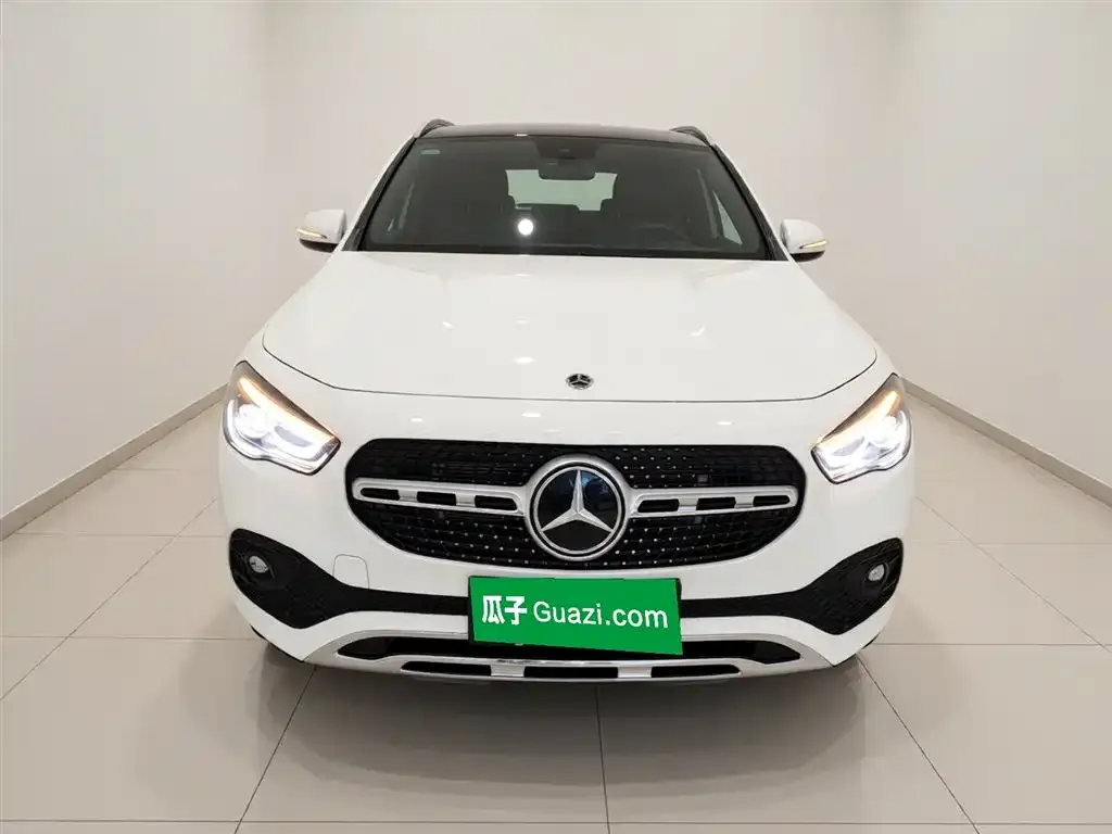 Mercedes-Benz GLA — фото 6
