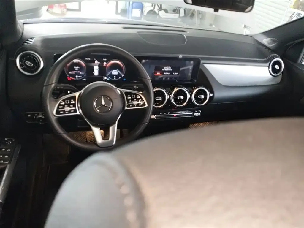 Mercedes-Benz GLA — фото 3