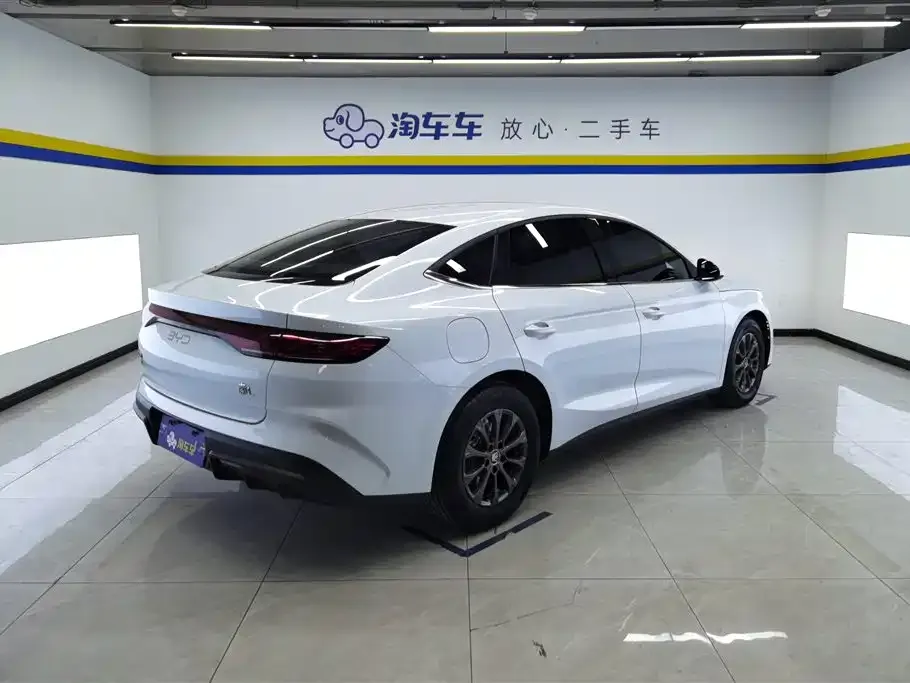 BYD Qin L — фото 3