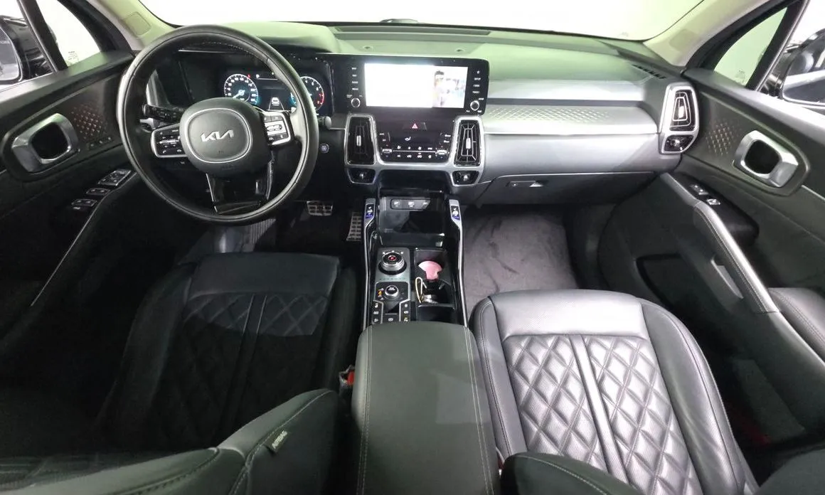 Kia Sorento — фото 10