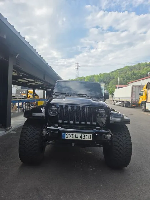 Jeep Wrangler — фото 3